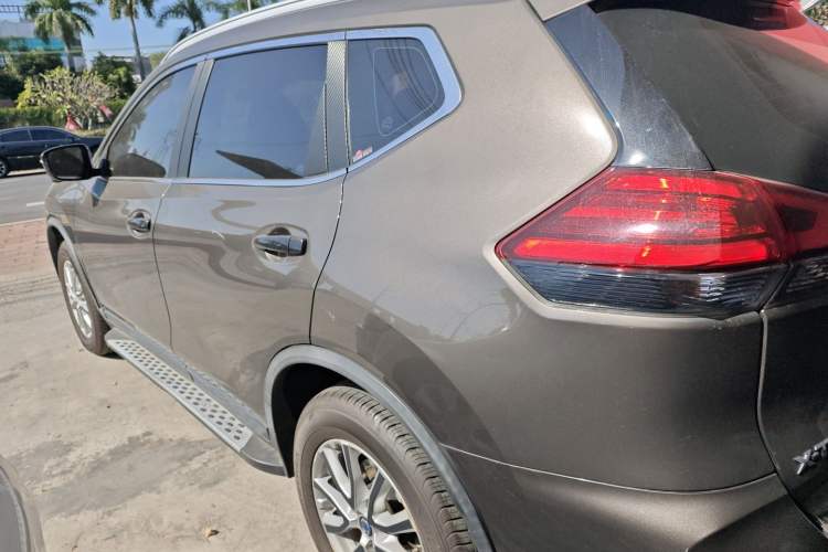 Used Nissan X-Trail 2019 2.0L CVT Smart Connect Comfort Edition 2WD
