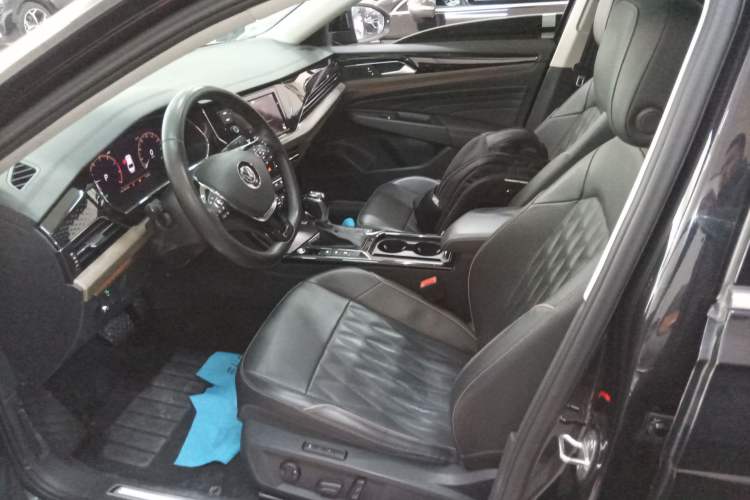 Used Volkswagen Passat 2019 380TSI Luxury Edition China VI Standard
