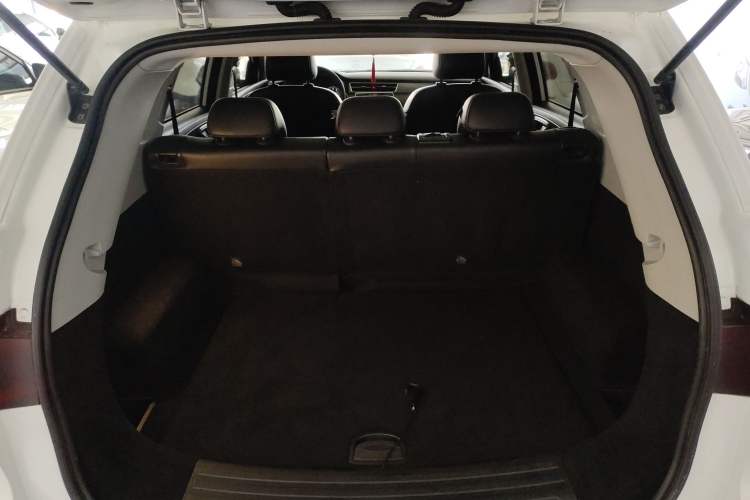 Used Roewe RX5 2020 PLUS 300TGI Automatic Ali National Style Luxury Edition
