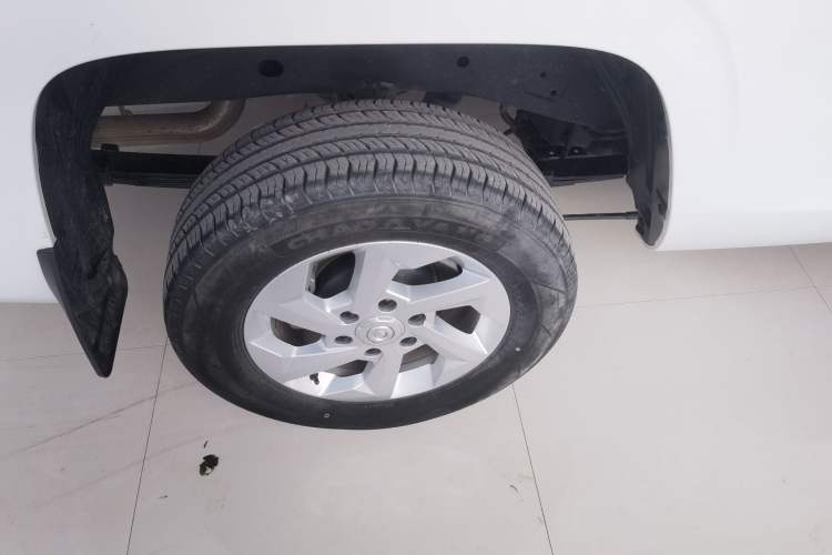 Used Great Wall King Kong Poer 2024 2.0T Manual Diesel Two-Wheel-Drive Base Edition Flatbed