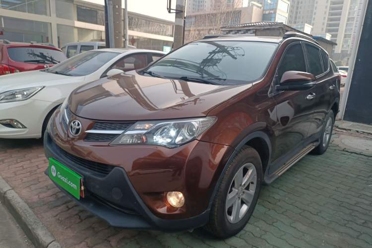 Used Toyota RAV4 2013 2.0L CVT Two-Wheel Drive Urban Edition