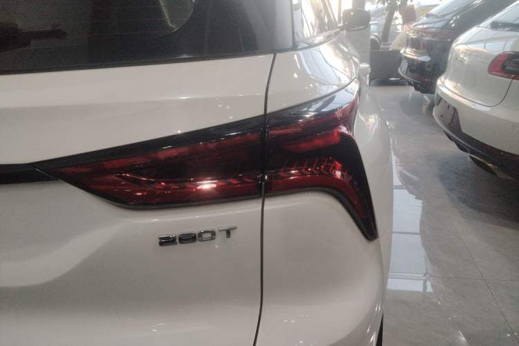 Used Changan CS75 PLUS 2022 1.5T Automatic Luxury Model