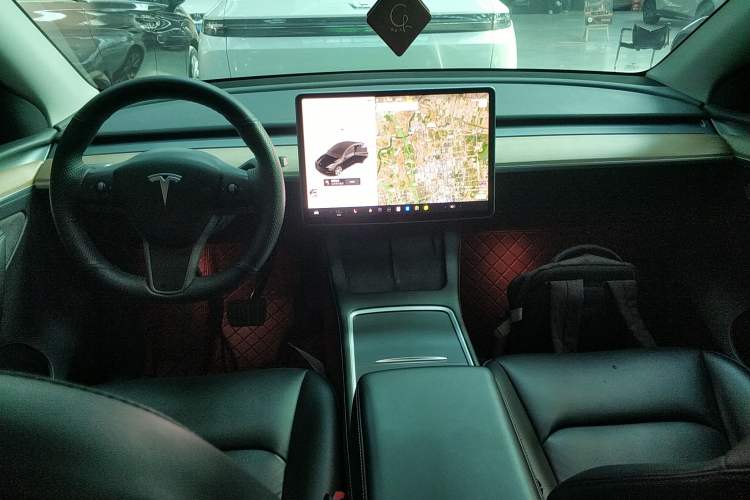 Used Tesla Model Y 2021 Standard Range Rear-Wheel Drive Version