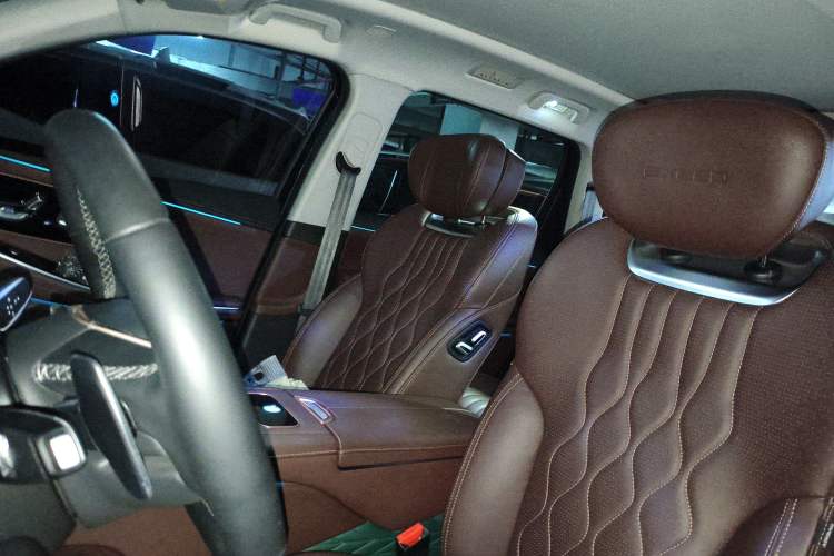 Used  Lanyue 2023 400T Four-Wheel Drive Star Prestige Edition 6 Seats
