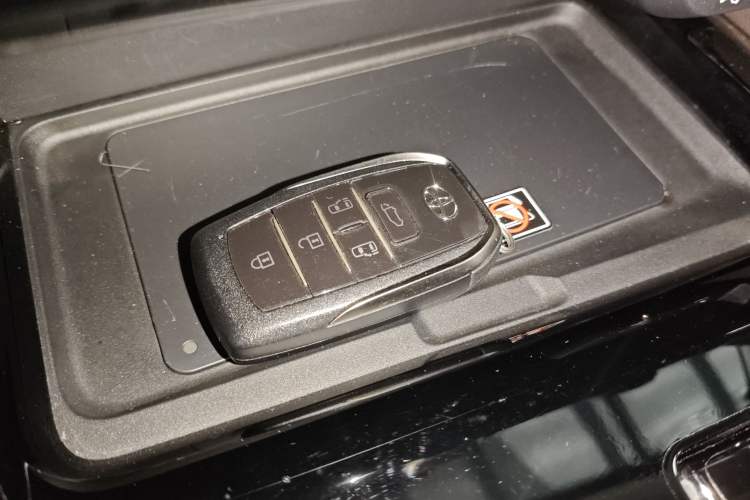 Used Toyota Alphard 2024 Dual-Engine 2.5L Prestige Edition