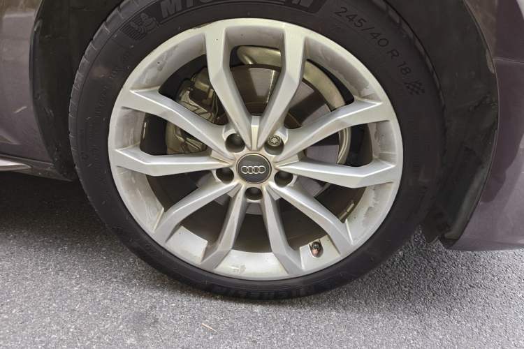 Used Audi A4L 2019 40 TFSI Fashion Edition China VI Emission Standard