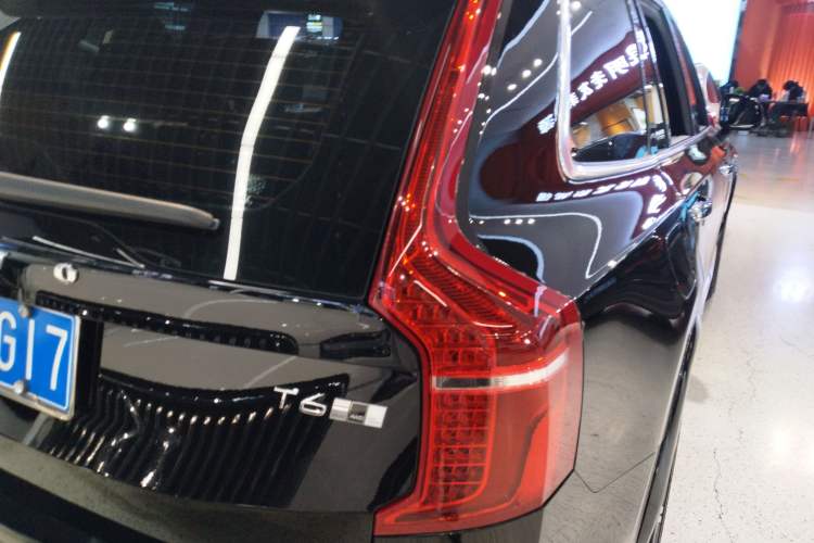 Used Volvo XC90 2020 Facelifted T6 Zhiyi Luxury 7-Seater
