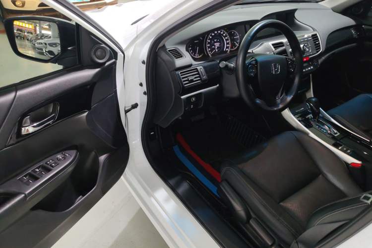 Used Honda Accord 2016 2.0L Elite Edition
