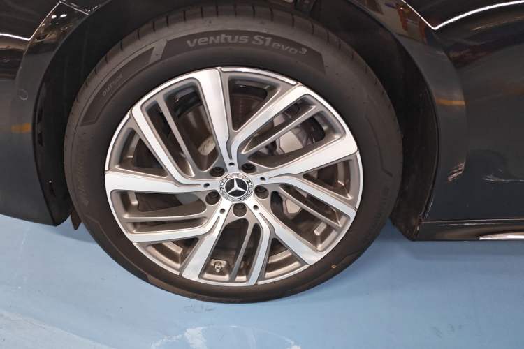 Used Mercedes-Benz E-Class 2025 E 300 L Stylish Model
