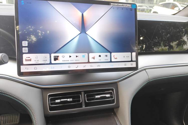 Used BYD Song L DM-i 2025 Intelligent Driving Version 160 km Beyond-Range Type
