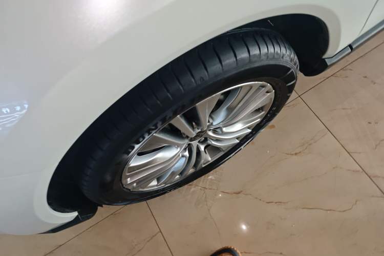 Used Toyota Harrier 2023 2.0L CVT Two-Wheel Drive Deluxe Edition