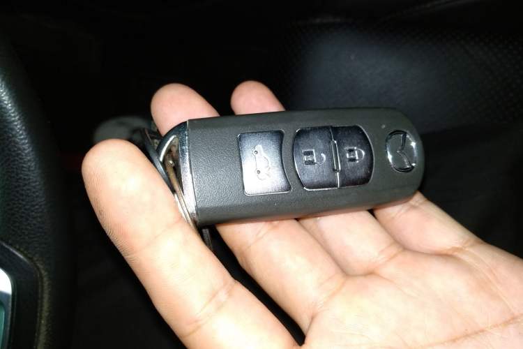 Used Mazda Mazda 3 Axela 2019 Cloud-Controlled Sedan 1.5L Automatic Luxury Model China VI Standard