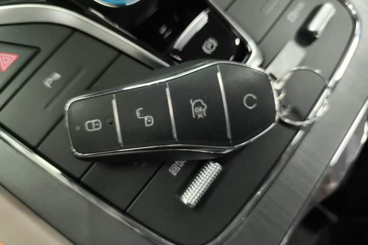 Used BYD Yuan PLUS 2024 Honor Edition 430KM Leading Model
