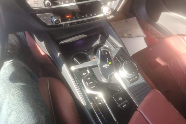 Used BMW 5 Series New Energy 2021 535Le M Sport Package
