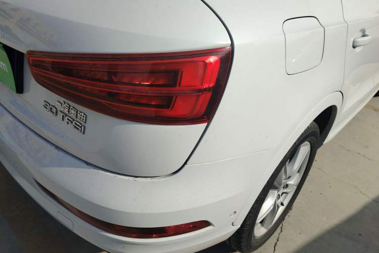 Used Audi Q3 2017 30 TFSI Fashion Model
