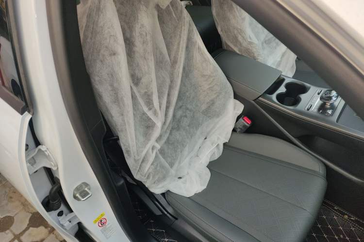 Used BYD Qin PLUS 2025 DM-i Smart Drive 55KM Leading Model
