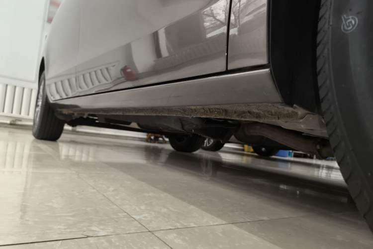 Used Buick GL8 2022 Land Cruiser Executive Class 652T Comfort Model
