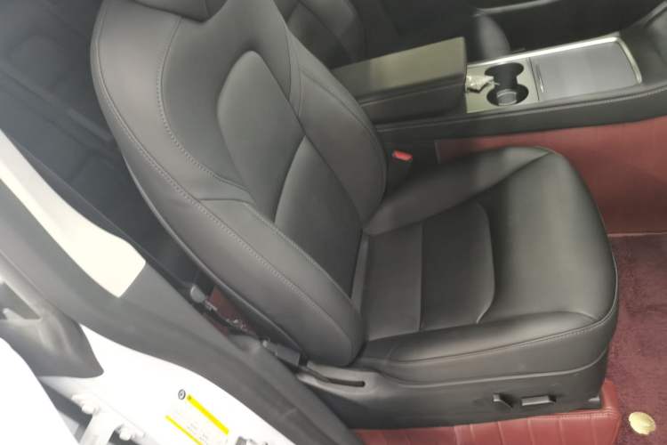 Used Tesla Model Y 2022 Rear-Wheel-Drive Version
