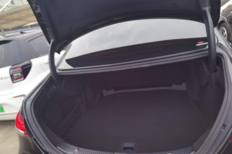 Used Mercedes-Benz E-Class 2022 Updated E 300 L Luxury Edition