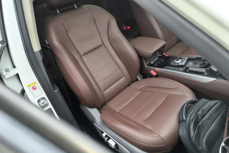 Used Wey VV7 2017 2.0T Flagship Edition
