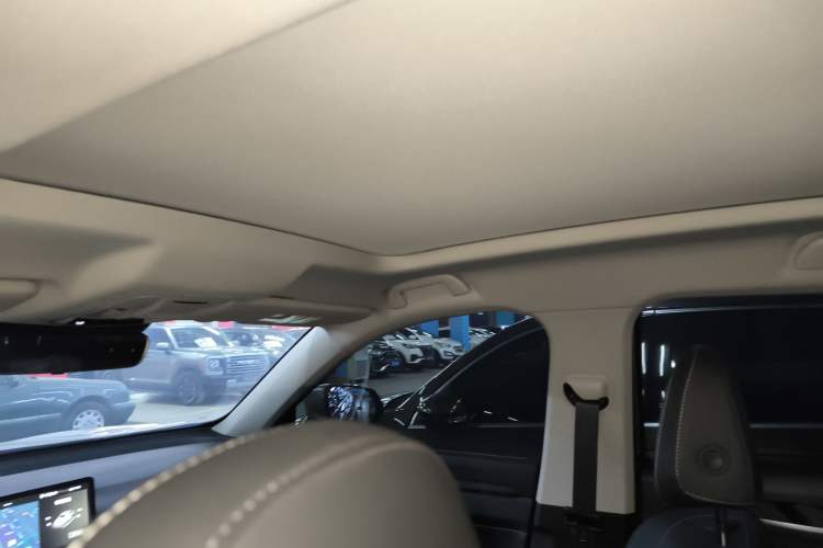 Used Haval H6 2024 1.5T Two-Wheel-Drive Classic Edition
