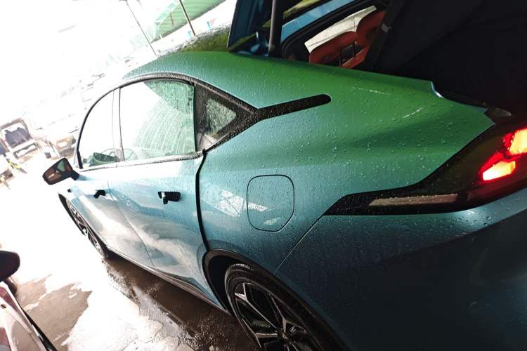 Used  L07 2024 300Max Qiankun Intelligent Driving ADS SE Range-Extended Version
