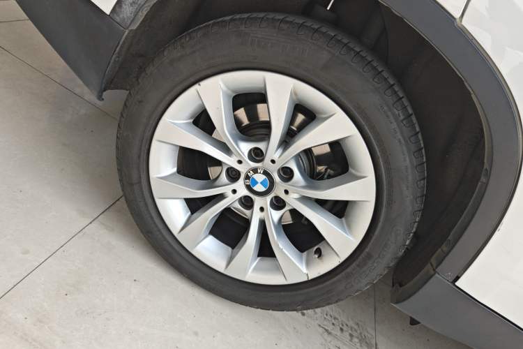 Used BMW X1 2014 sDrive18i Fashion Model
