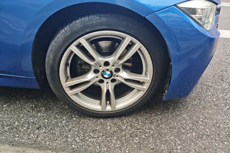 Used BMW 3 Series 2016 320Li Fashion Model
