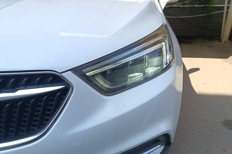 Used Buick Encore 2016 18T Automatic All-Wheel-Drive Flagship Model
