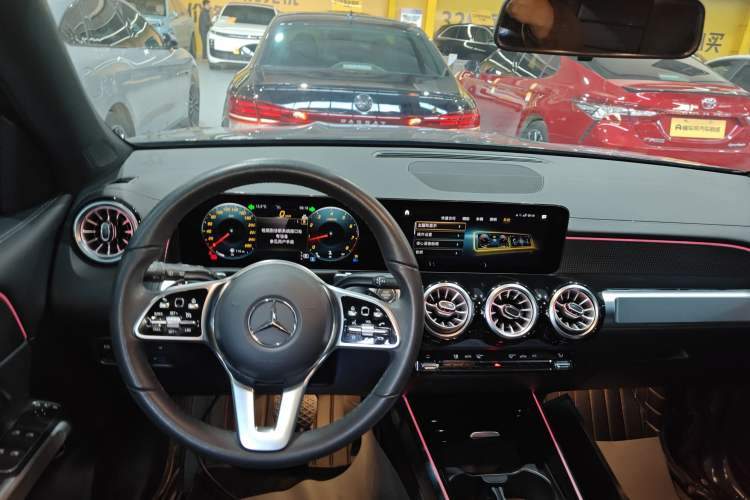 Used Mercedes-Benz GLB 2023 GLB 220 Fashion Model
