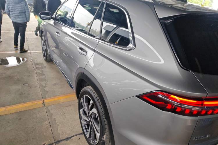 Used Geely Auto Monjaro L 2024 2.0TD High-Power Automatic Two-Wheel Drive Skyline Edition
