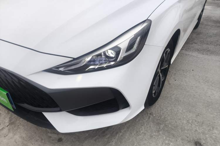 Used MG 5 2022 180 DVVT CVT Youth Luxury Edition
