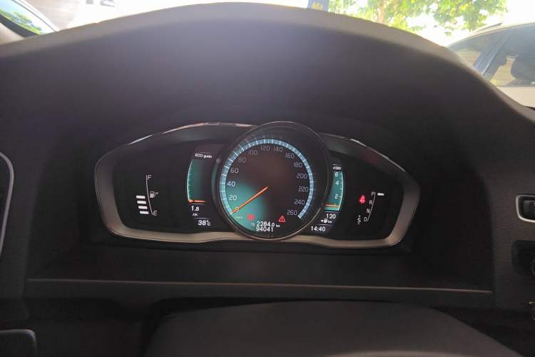 Used Volvo S60 2016 S60L T4 Zhiyuan Edition
