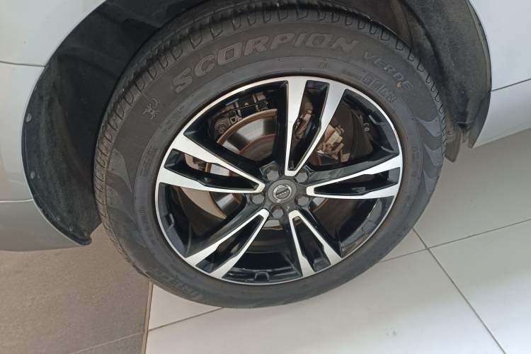 Used Volvo XC60 2019 T5 4x4 Smart Edition China V Standard
