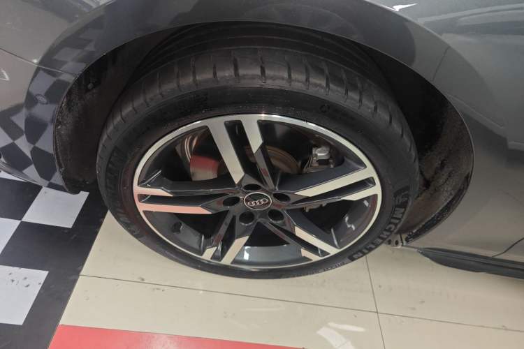 Used Audi A4L 2022 40 TFSI Luxury Dynamic Model
