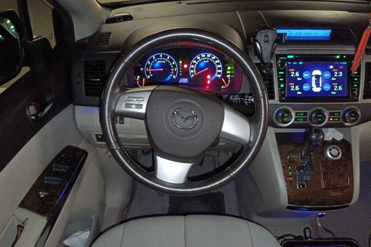 Used Mazda Mazda 8 2011 2.3L Ultimate Edition
