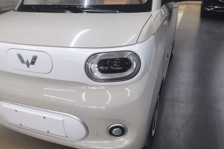 Used Wuling Hongguang MINIEV 2024 3rd Generation 215km Youth Edition
