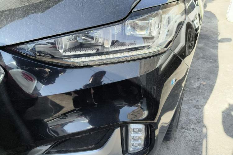 Used Wey VV6 2021 2.0T Two-Wheel Drive Smart Protection+
