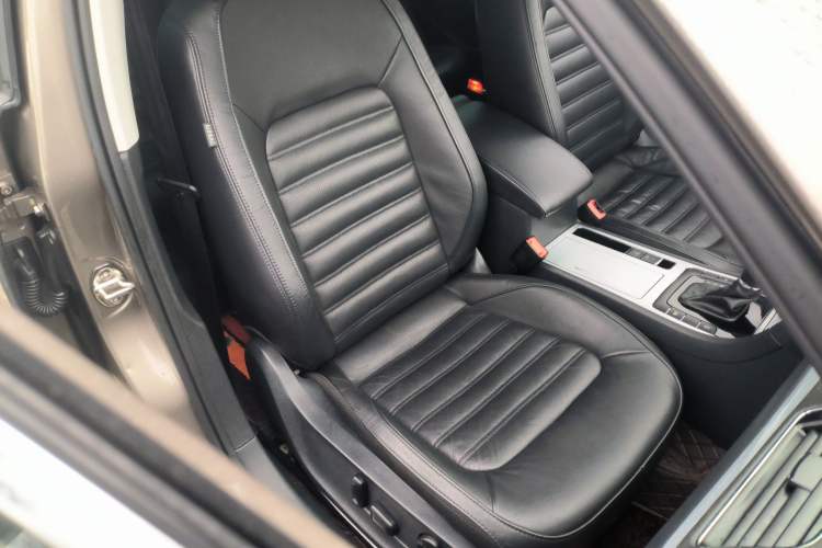 Used Volkswagen Passat 2015 1.8TSI DSG Prestige Edition