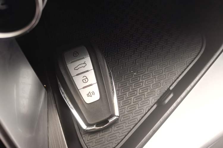 Used Geely Auto Binray 2018 14T CVT Binyi Edition
