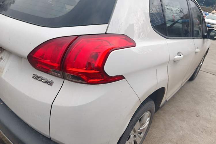 Used Peugeot 2008 2014 1.6L Automatic Fashion Edition