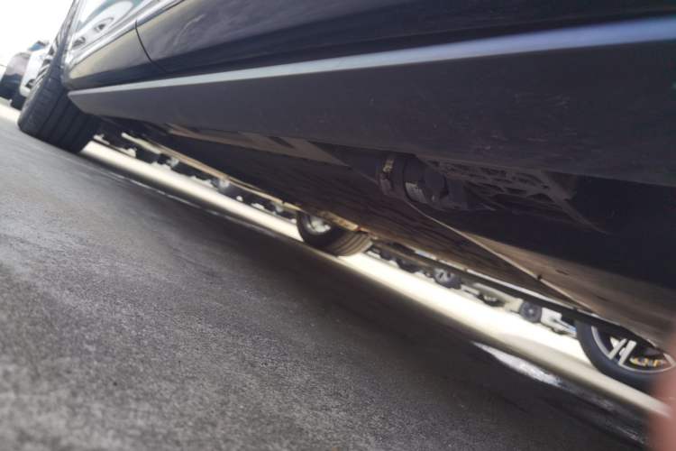 Used Hima AITO M8 2025 Extended-Range Ultra Version 53.4 kWh 6-Seater Edition
