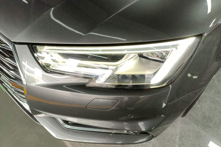 Used Audi A4L 2019 40 TFSI Ambition China VI