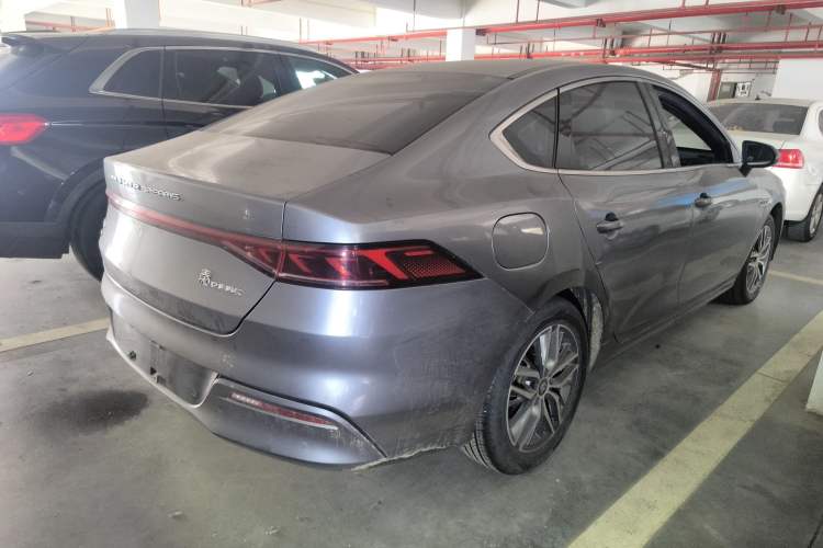 Used BYD Qin PLUS 2021 DM-i 55KM Flagship Model
