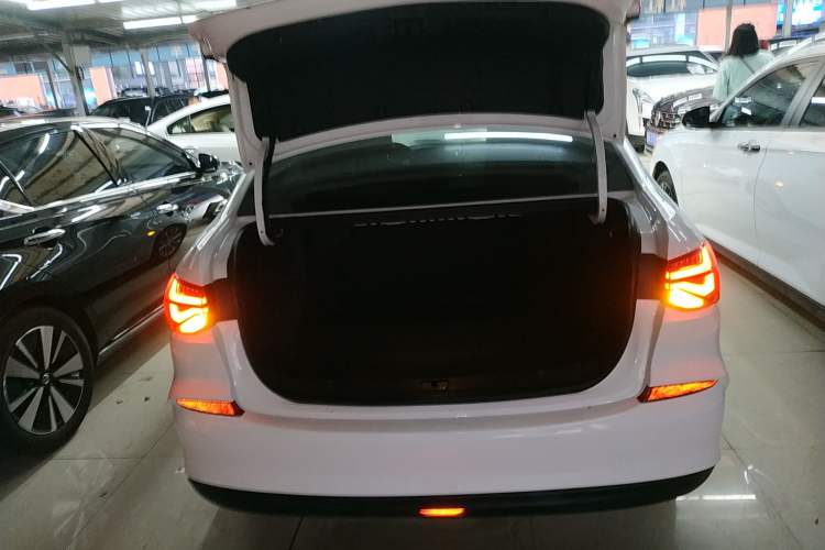 Used Chevrolet Monza 2022 320 Automatic Enjoyment Sunroof Version