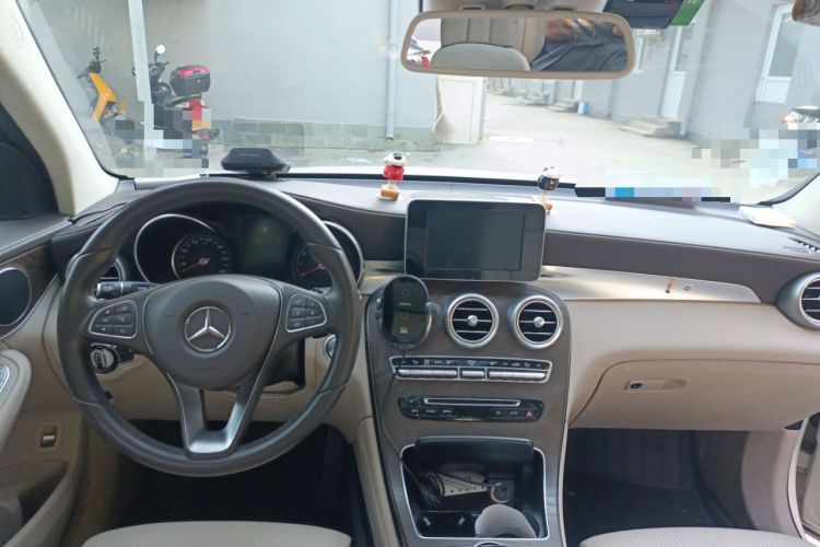 Used Mercedes-Benz GLC 2017 GLC 300 4MATIC Sport Edition
