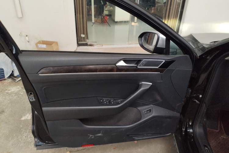 Used Volkswagen Magotan 2019 330TSI DSG Leading Model China VI Standard
