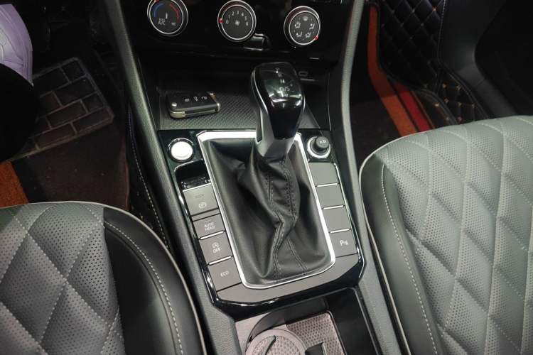 Used Volkswagen Sagitar 2023 300TSI DSG Excellence Edition
