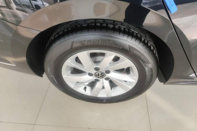 Used Volkswagen Passat New Energy 2025 430 PHEV Hybrid Business Edition
