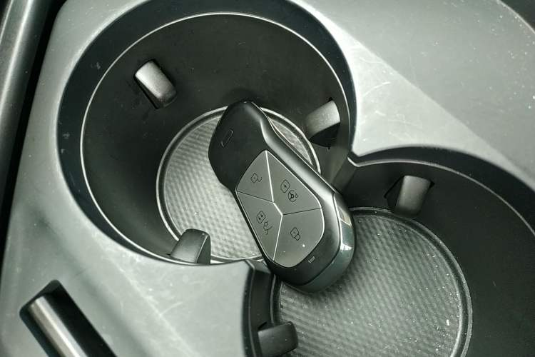 Used XPeng P7 2023 586E
